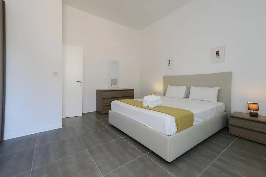 Vallettastay - Harbor View Gem- Sea View 1 Bed Apt